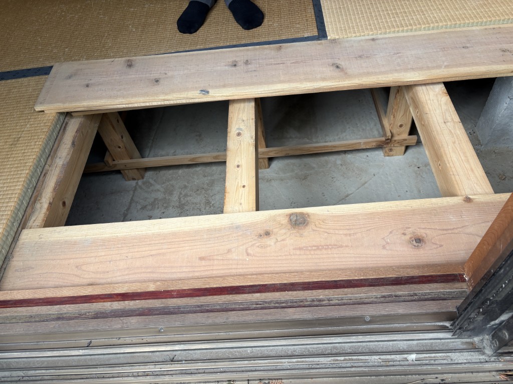 シロアリ駆除施工前の床下の状態（愛知県愛西市）