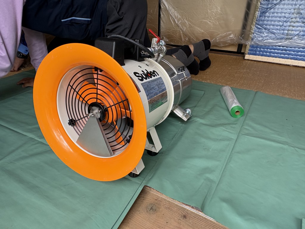 発泡機のアップ（別アングル）