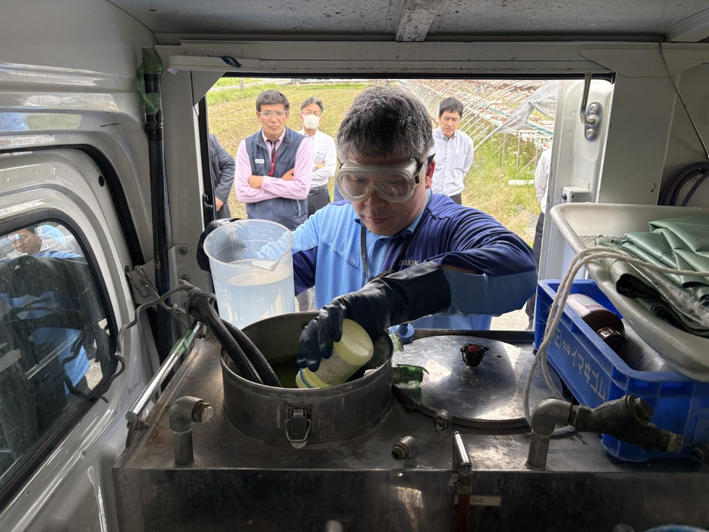 愛知県愛西市のシロアリ駆除施工の様子