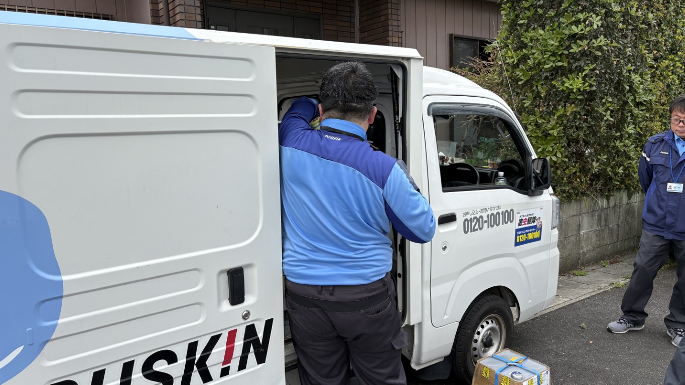 薬剤調合の様子（ポンプ車）